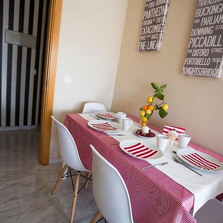 Ab Dominicum Apartamentos Malaga Room photo
